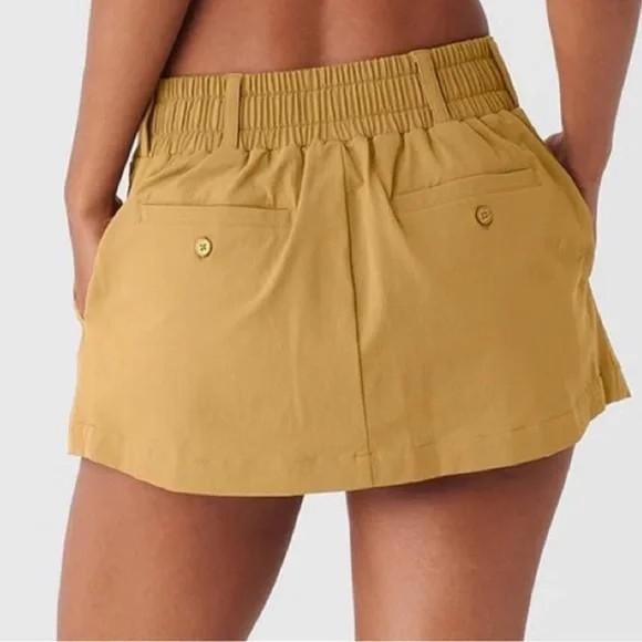ALO YOGA  Fan Club Mini Skirt - Golden Olive Branch - Picture 2 of 7